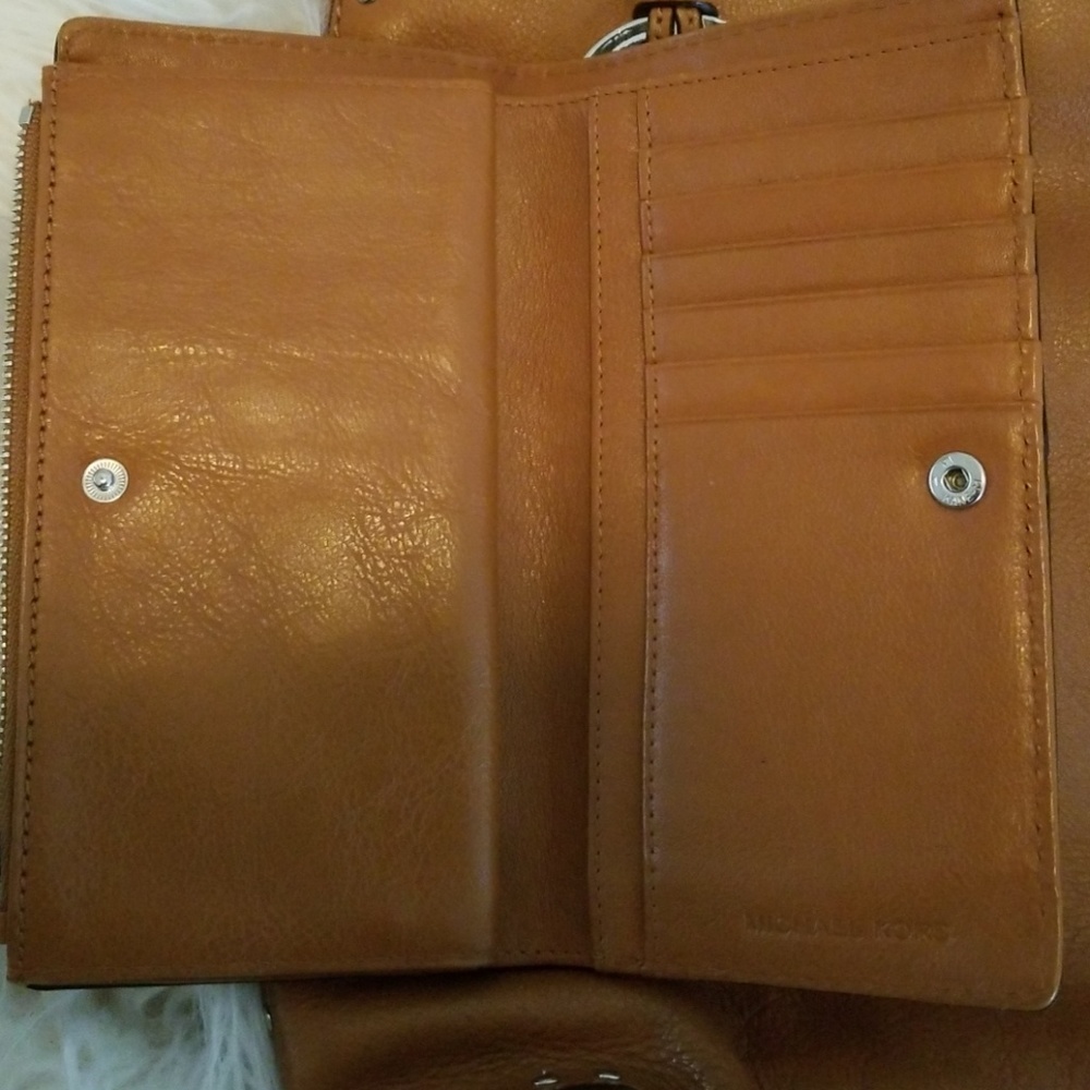 Michael Kors  Purse - Picture 3 of 4
